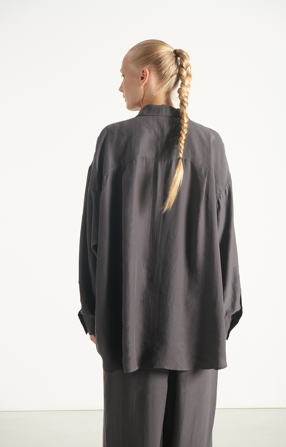 Ysoli Shirt Shadow – Bild 4