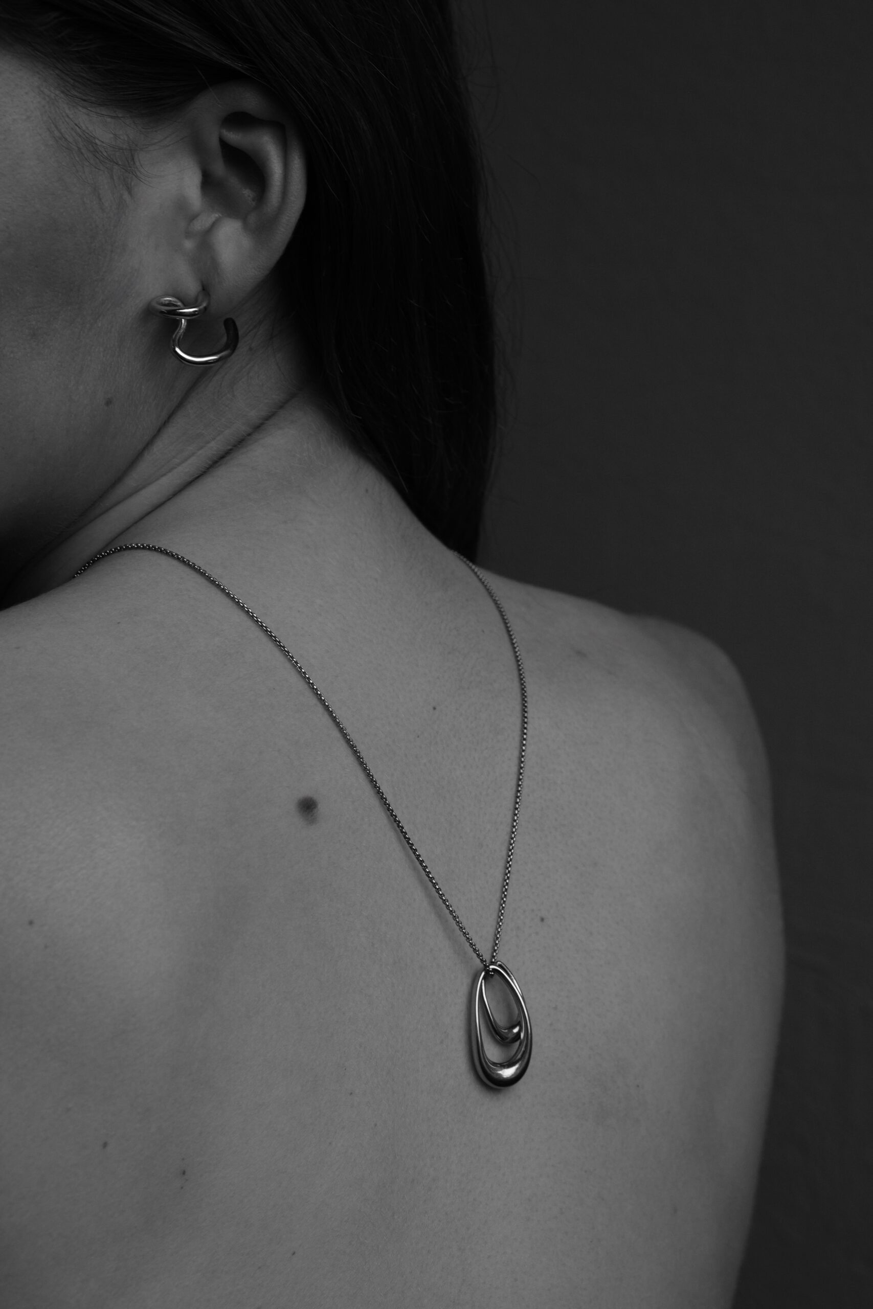 Loop Necklace Steel – Bild 3